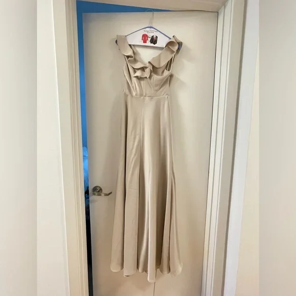 Beautiful Champagne Satin Dress - BHLDN Tansy Satin Charmeuse Maxi Dress, Size 0 - Picture 3 of 6